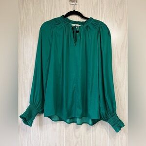 Ann Taylor Loft emerald green, Soft Satin long sleeved blouse size M EUC